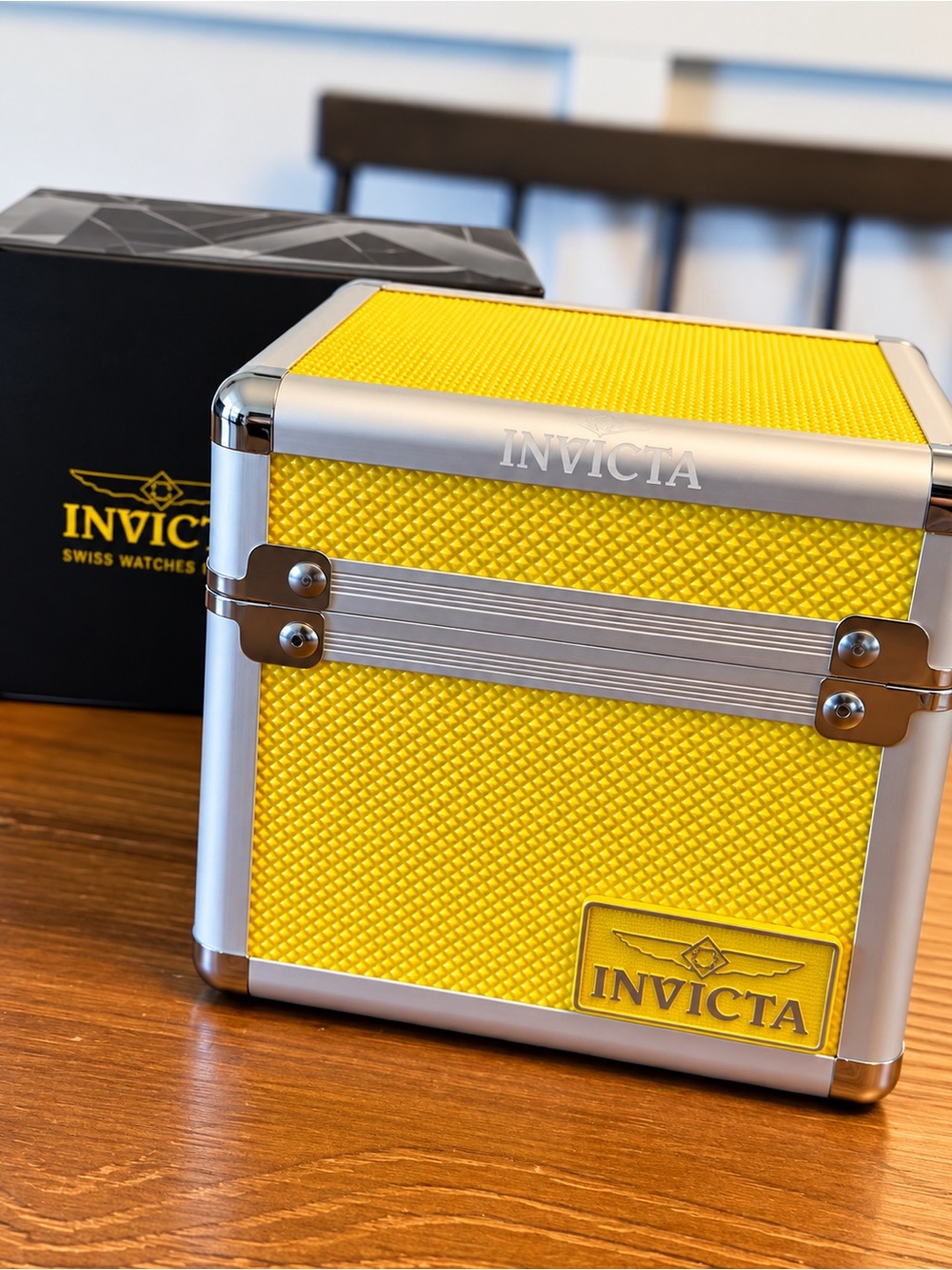 NWT Invicta Single Slot Impact Resistant Watch Case Yellow & Silver